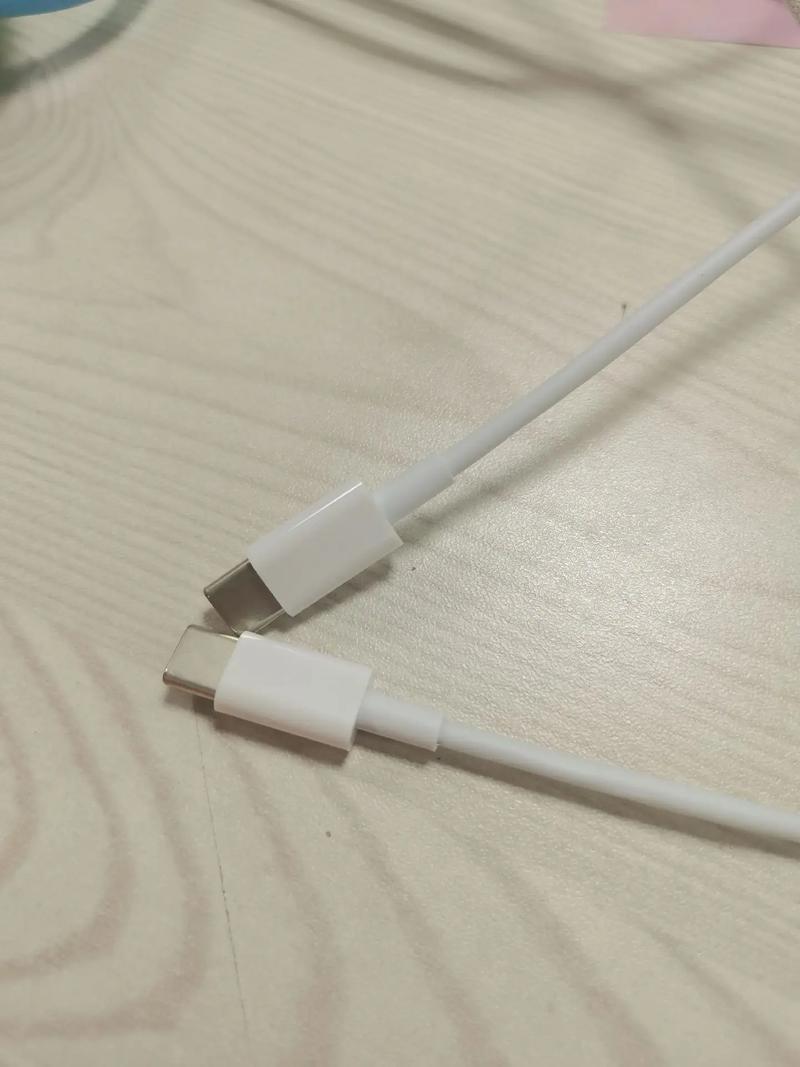 数据线为何能“现货管够”？探秘电子元器件供应链背后的硬核逻辑